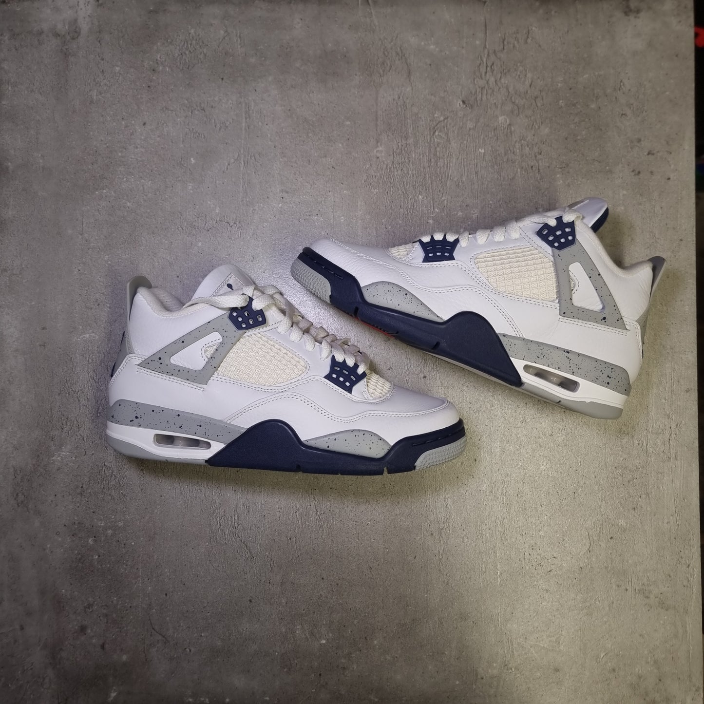 Jordan 4 Midnight Navy (40EU)