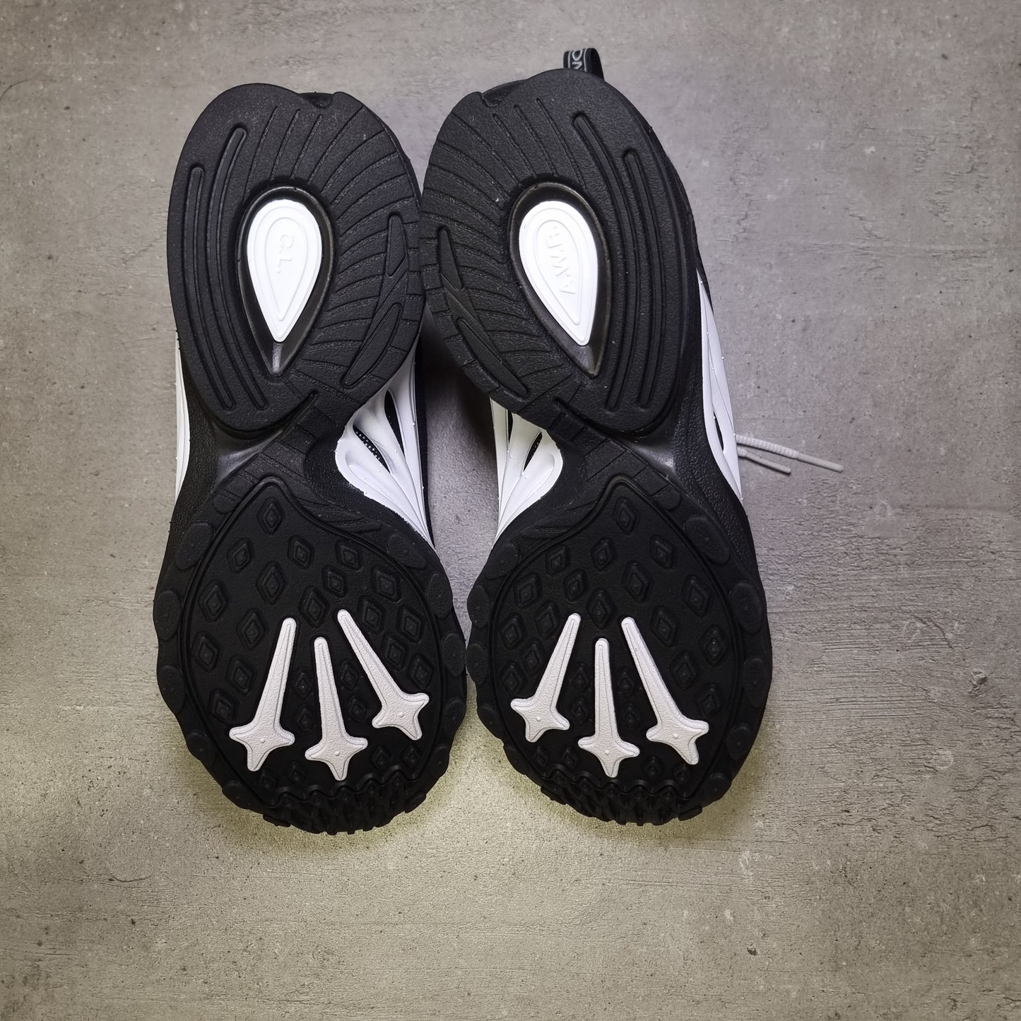 Nocta Air Zoom Black White (41EU)