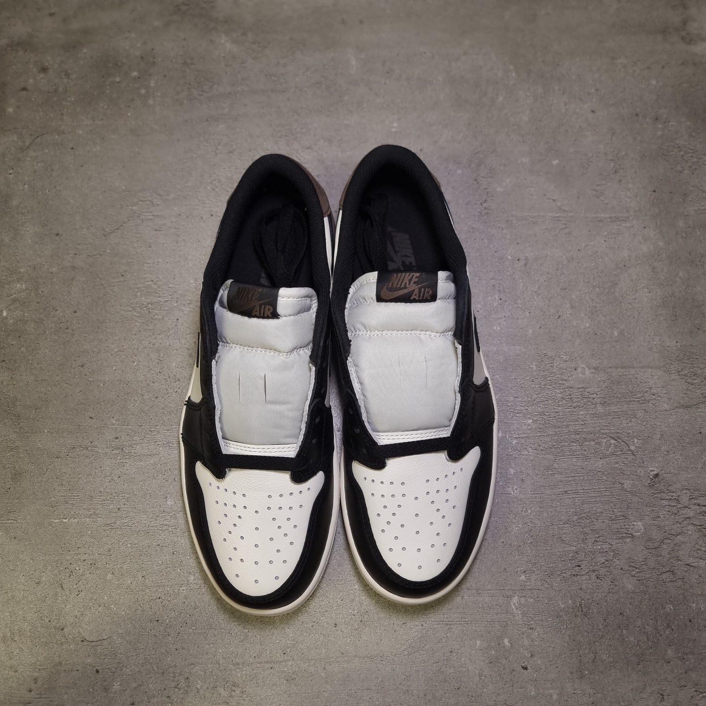 Jordan 1 Low Mocha (41EU)