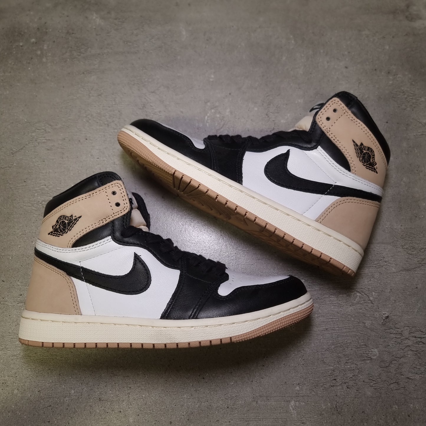 Jordan 1 High Latte (37.5EU)