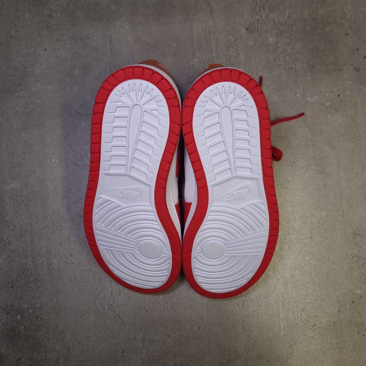 Jordan 1 High Zoom Confort Curry (38EU)
