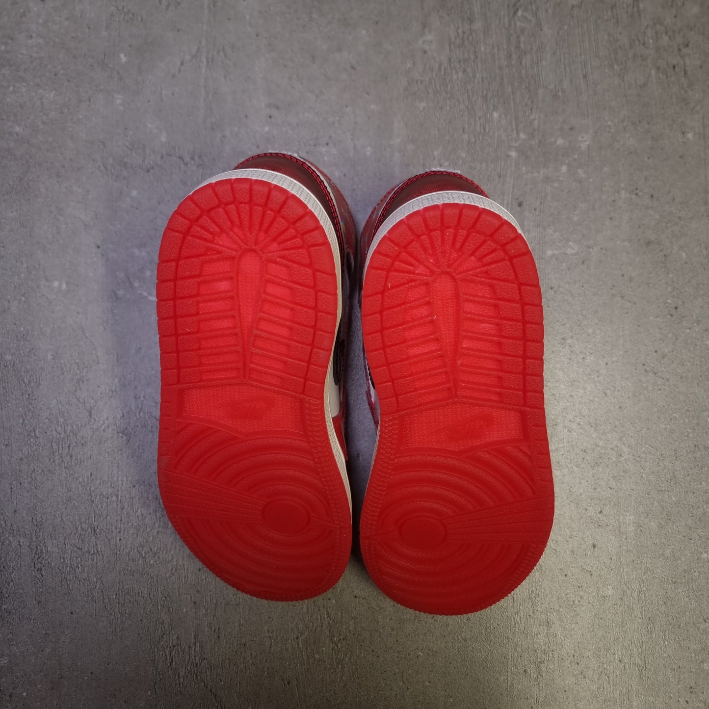 Jordan 1 High Spiderman (28.5EU)