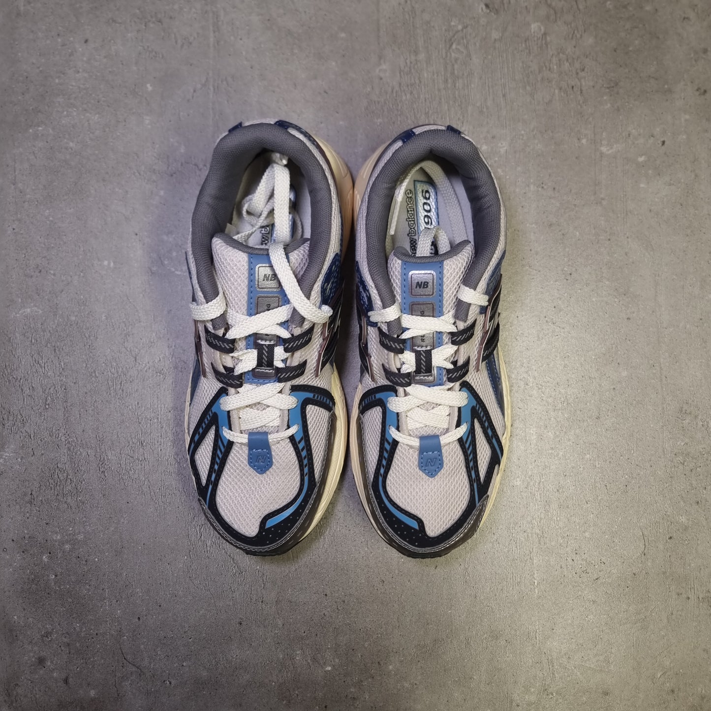 New Balance 1906R Grey (39EU)