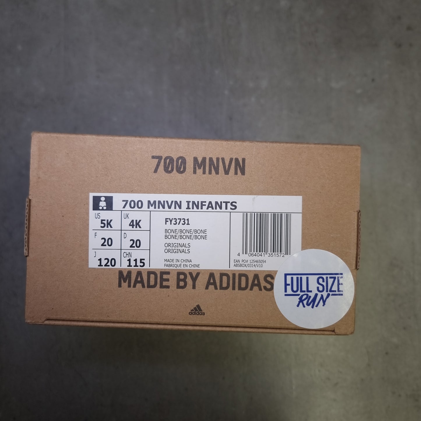 Yeezy 700 MNVN Bone (20EU)