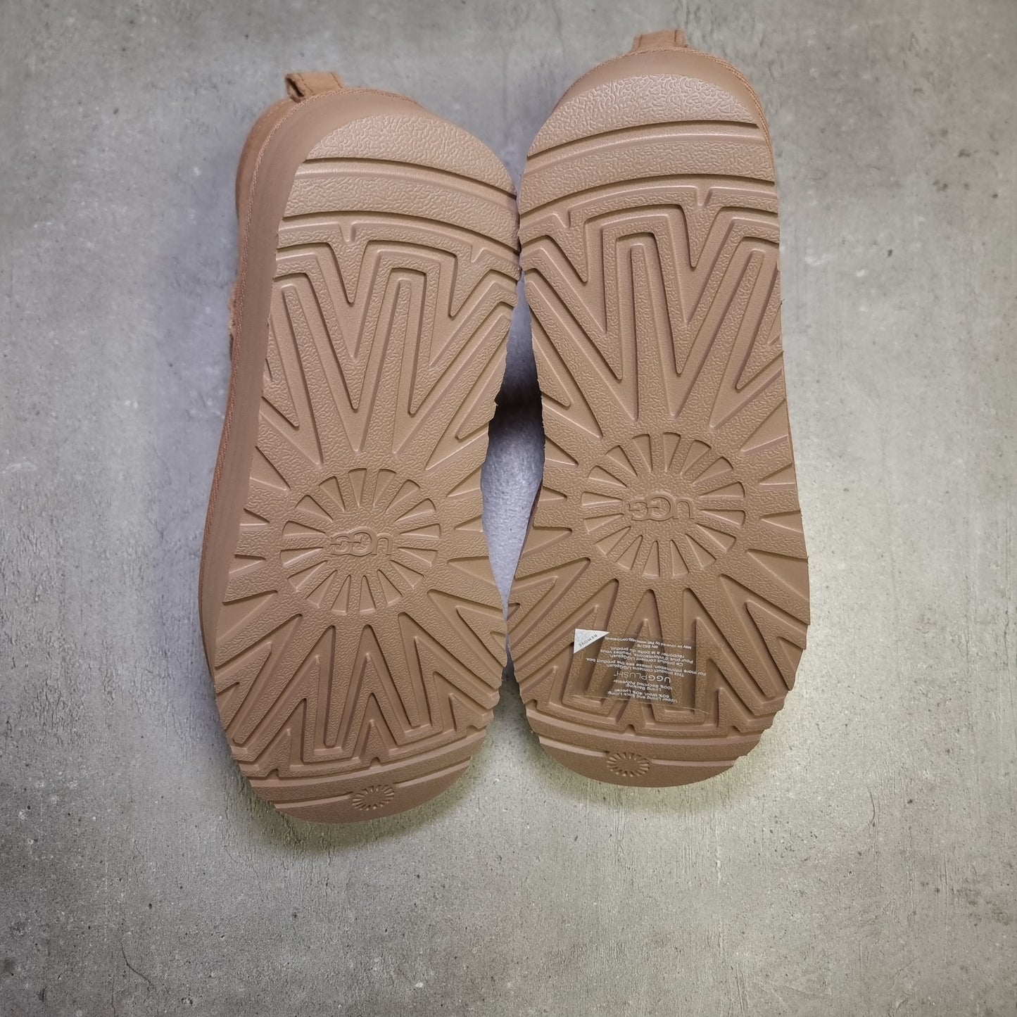Ugg Ultra Mini (40EU)
