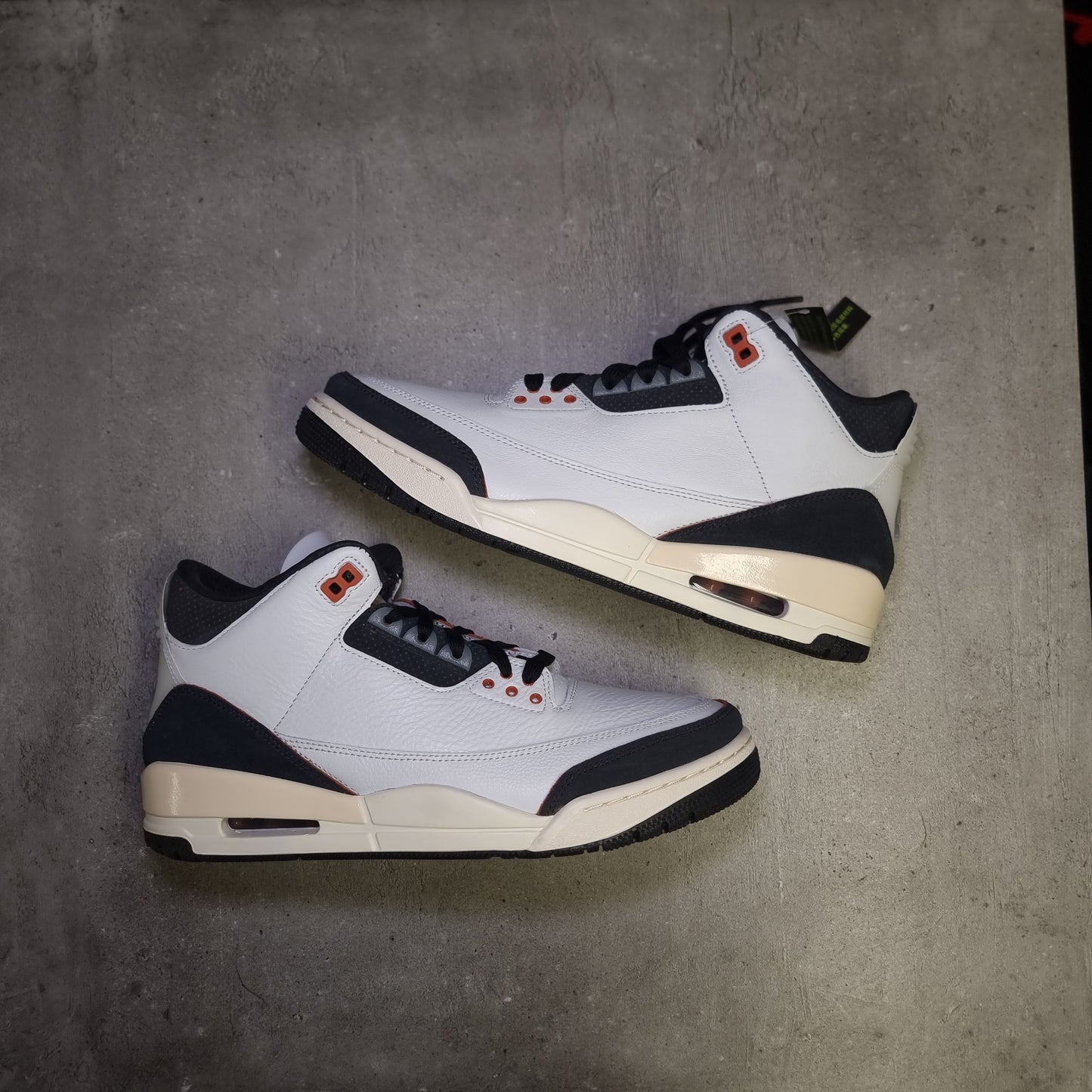 Jordan 3 Quai 54 (46EU)