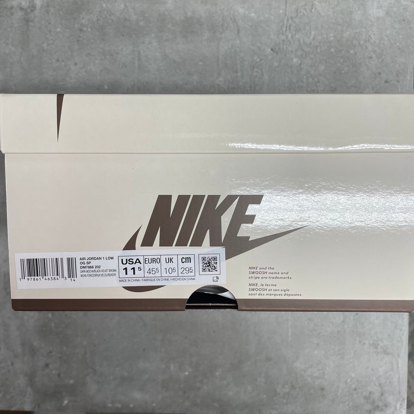 Jordan 1 Low Travis Scott Velvet Brown (45.5EU)