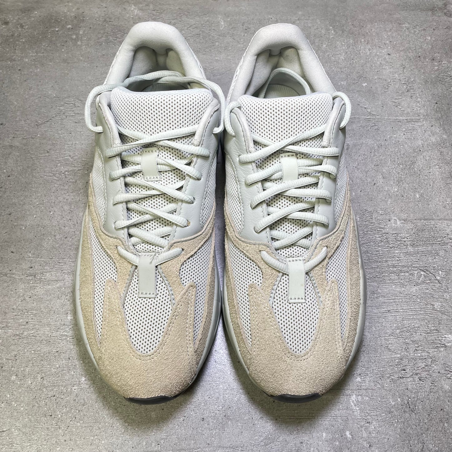 Yeezy 700 Static (44EU)