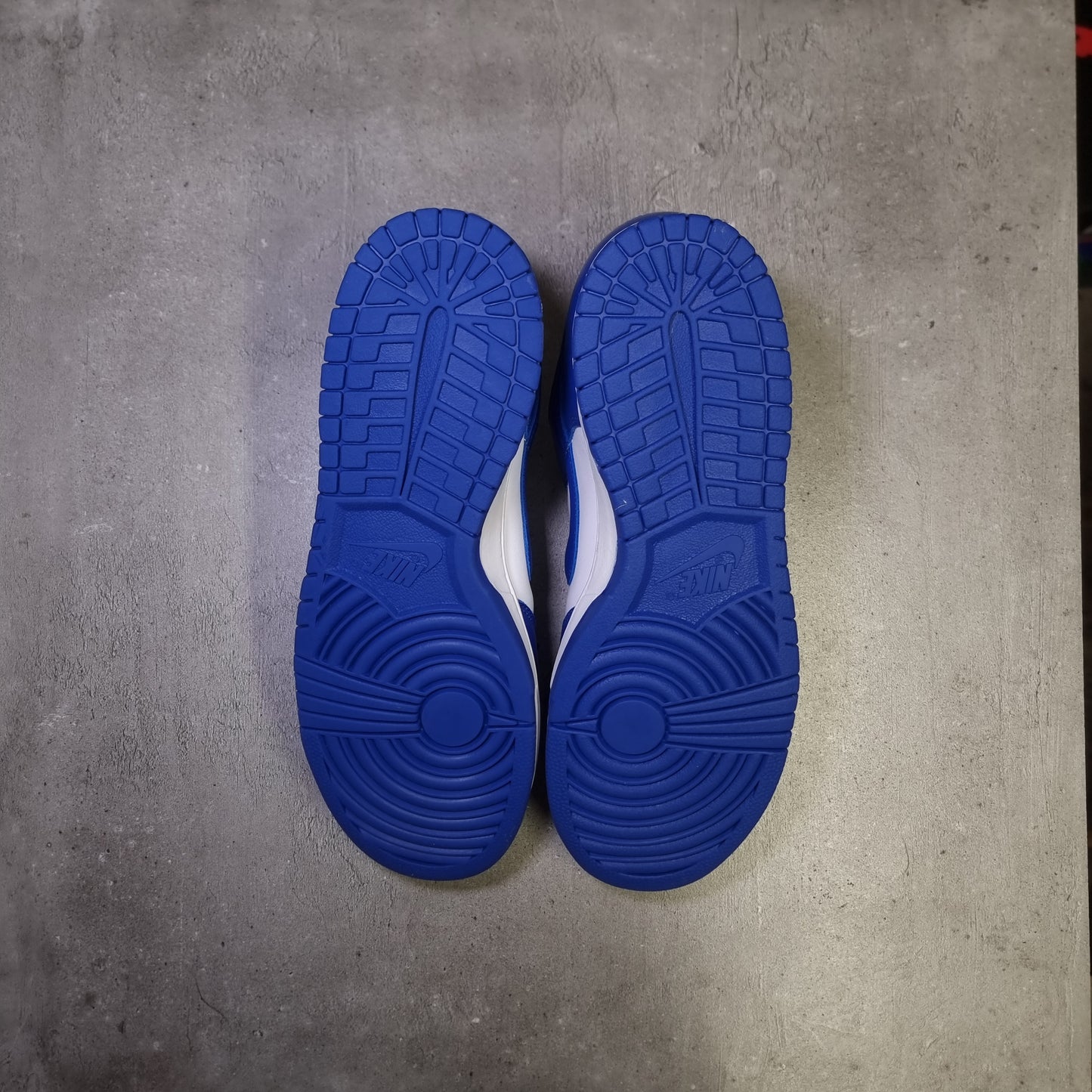 Dunk Low Kentucky (45.5EU)