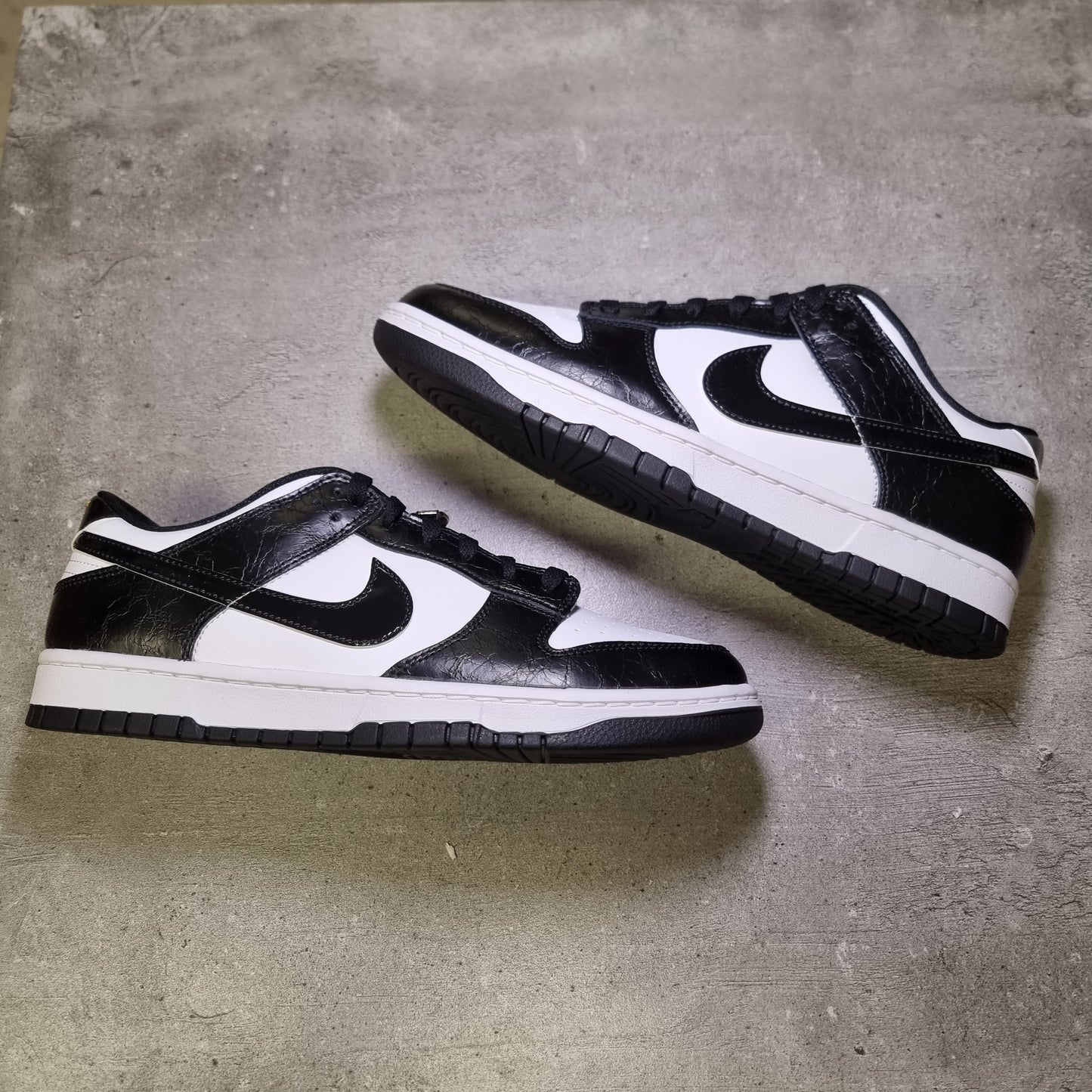 Dunk Low World Champ (44EU)