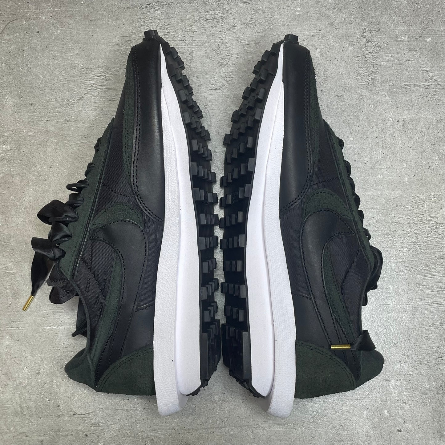 Sacai LD Nylon Triple Black (43EU)