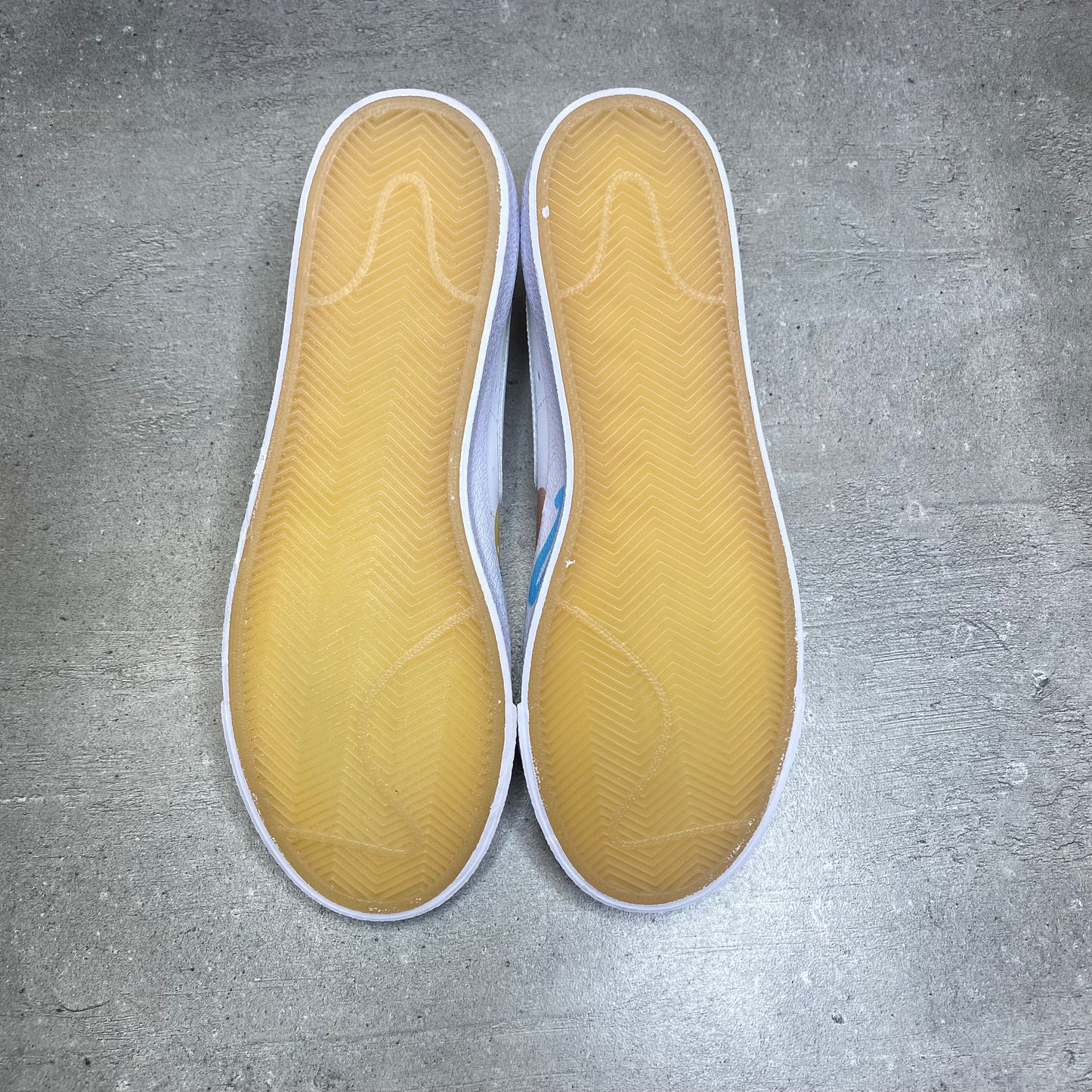 Blazer Low 77 Flyeather Mayumi (41EU)