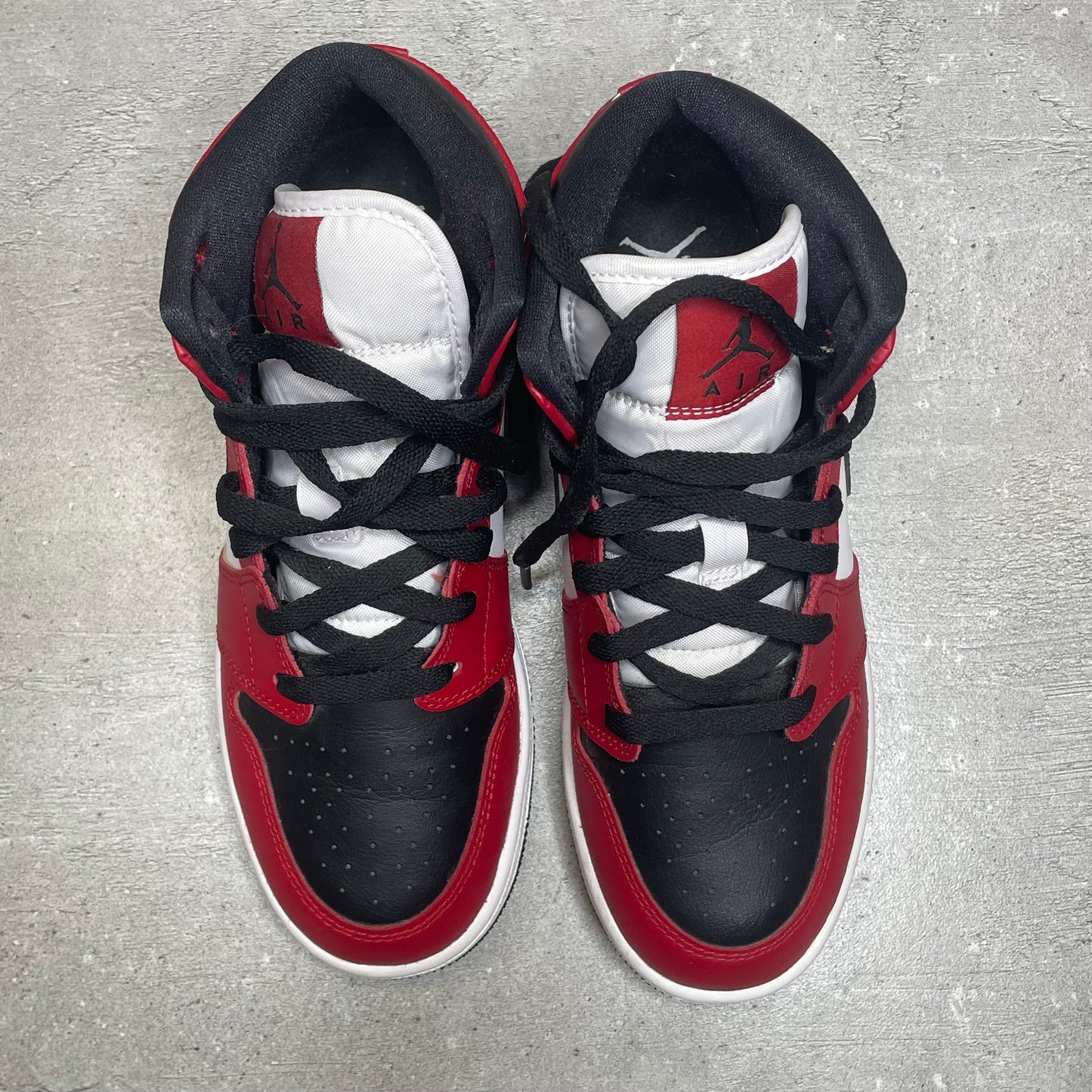 Jordan 1 Mid Chicago Toe (38.5EU)