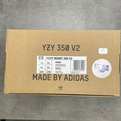 Yeezy 350 Zebra (44EU)