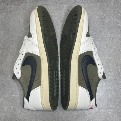 Jordan 1 Low Travis Medium Olive (44EU)