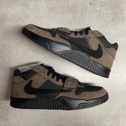 Jumpman Jack Dark Mocha (44EU)