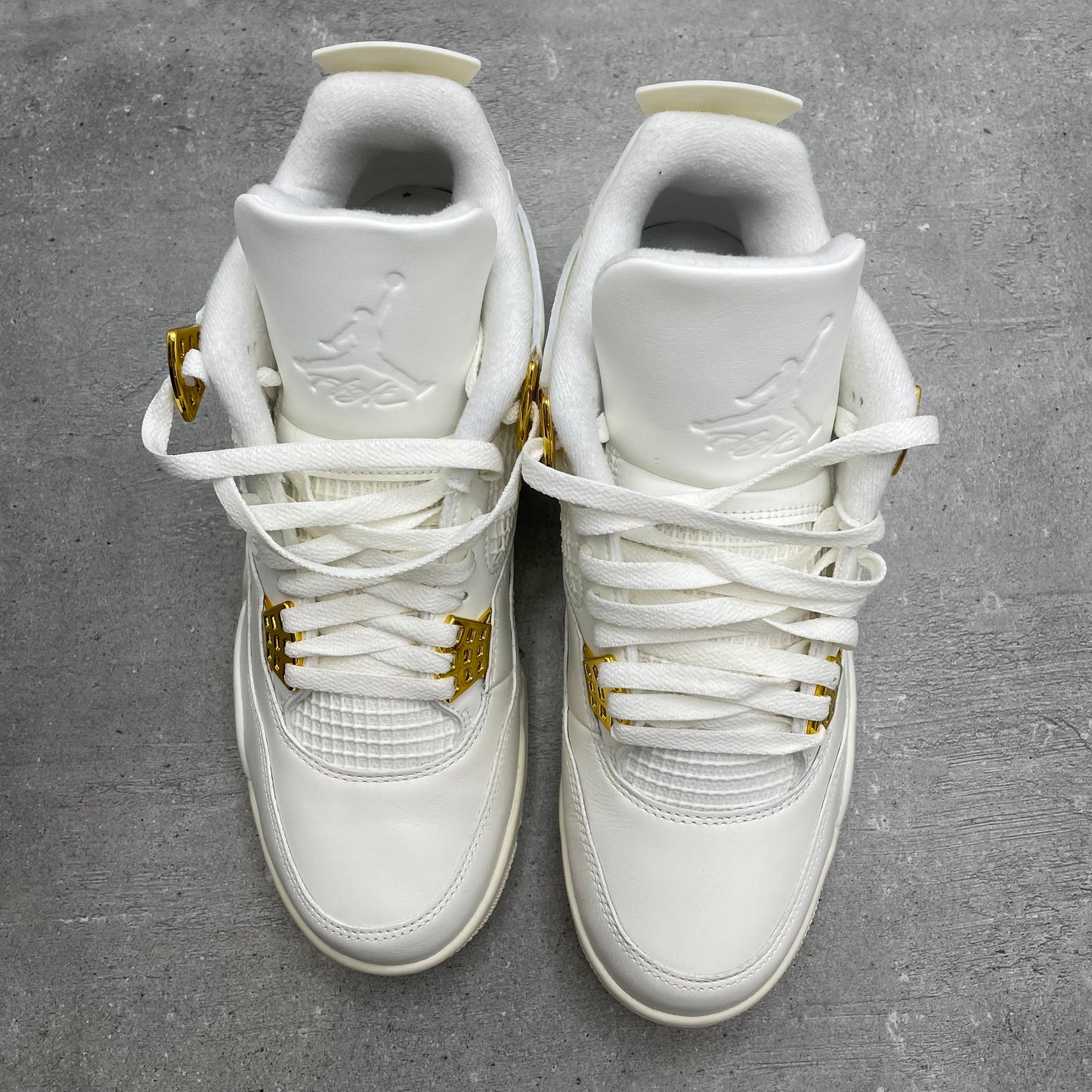 Jordan 4 White Gold (44EU)