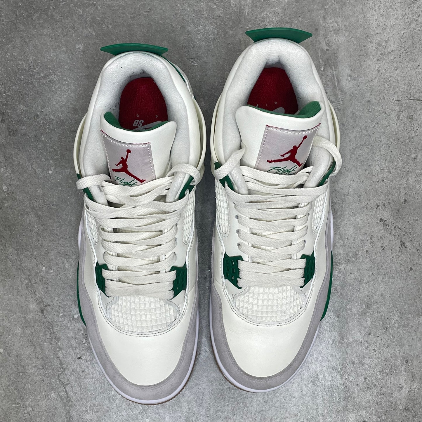 Jordan 4 SB Pine Green (45EU)