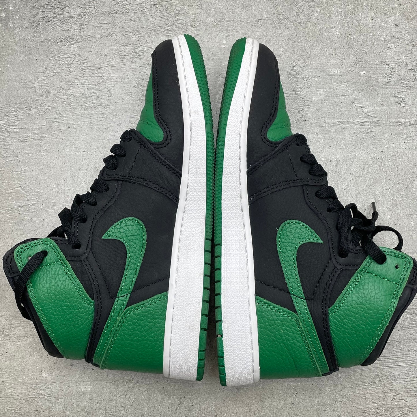 Jordan 1 High Pine Green GS (38EU)