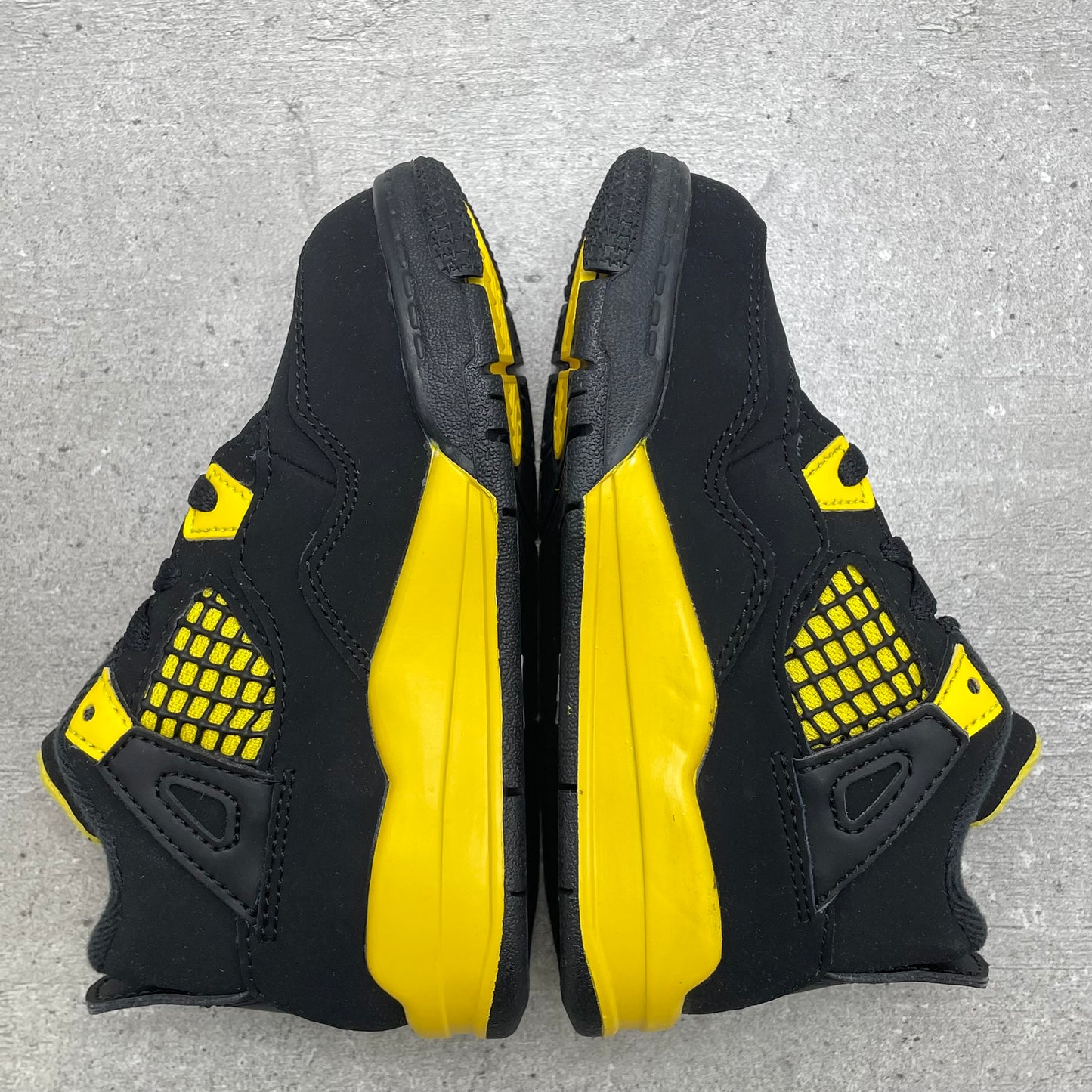 Jordan 4 Yellow Thunder (25EU)