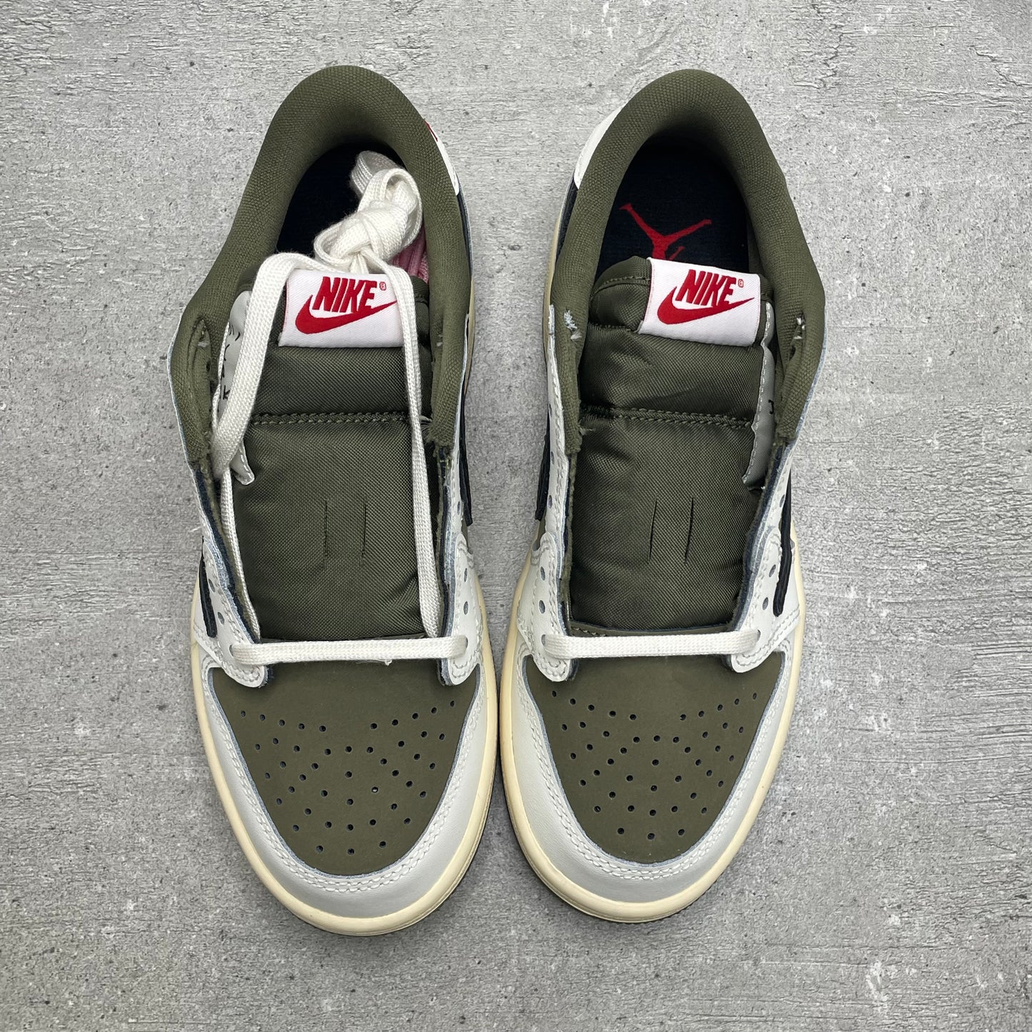 Jordan 1 Low Travis Scott Medium Olive PS (31EU)