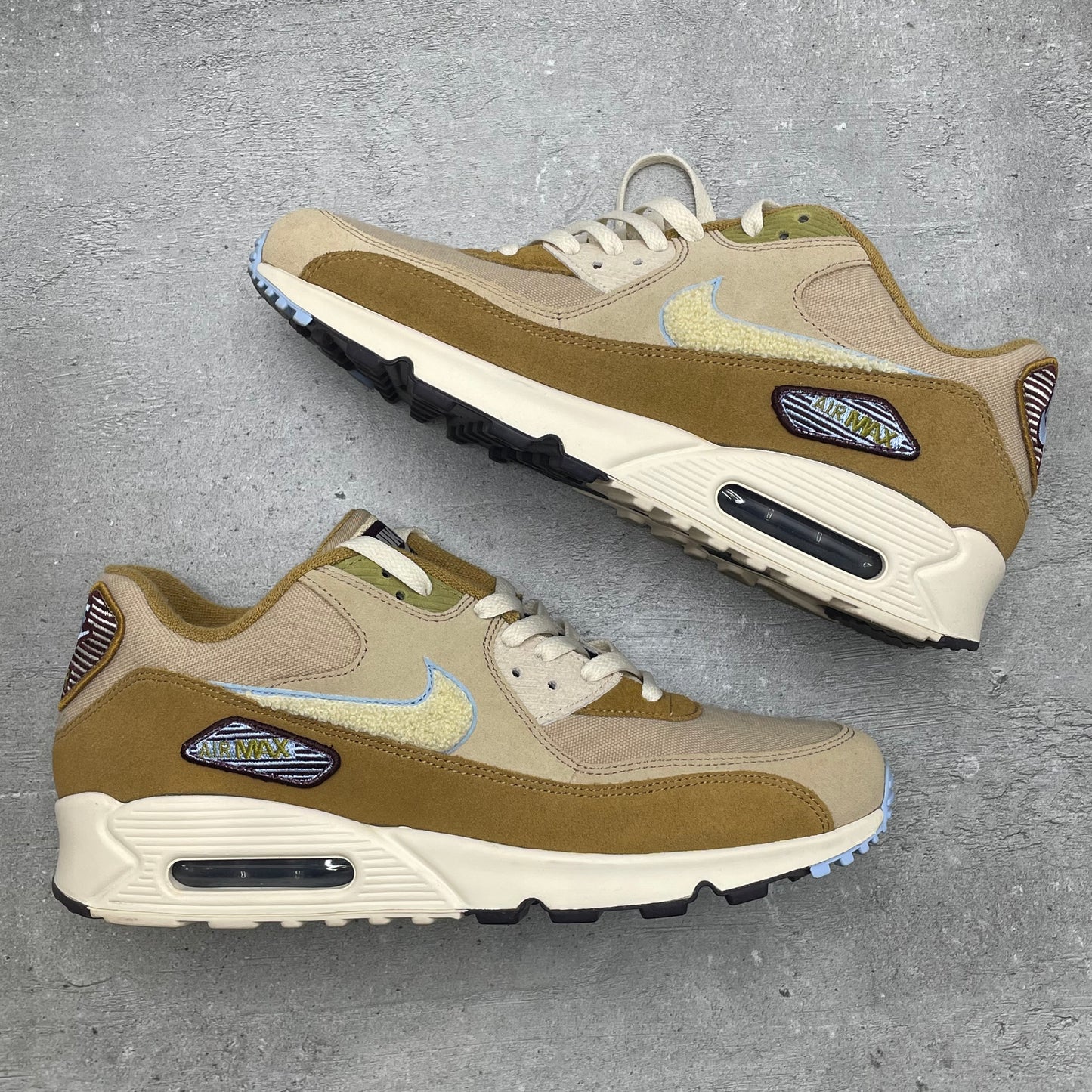 Air Max 90 Suede (45EU)