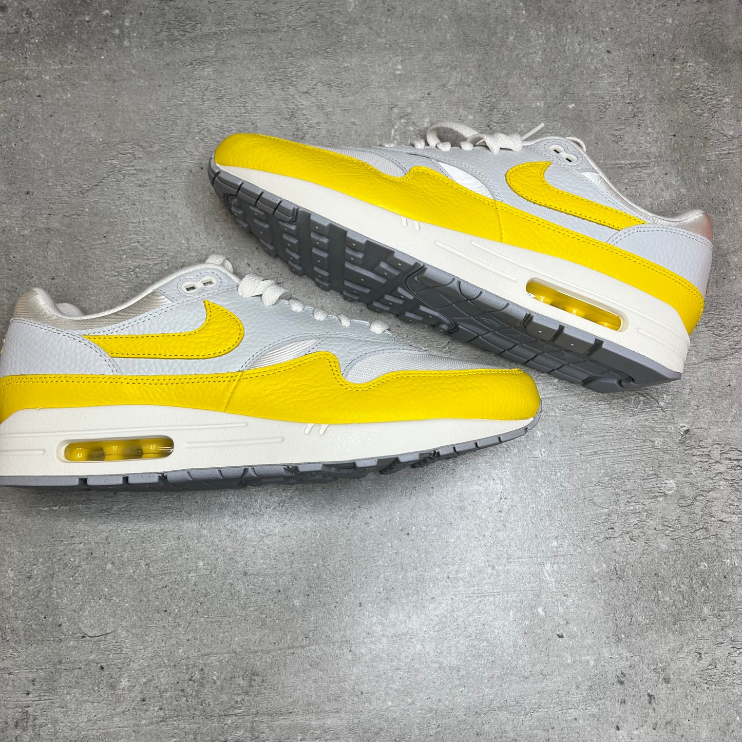 Air Max 1 Tour Yellow (45EU)