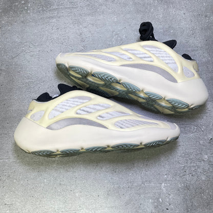 Yeezy 700 Azael (38.5EU)