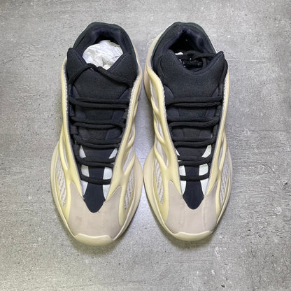 Yeezy 700 Azael (38.5EU)